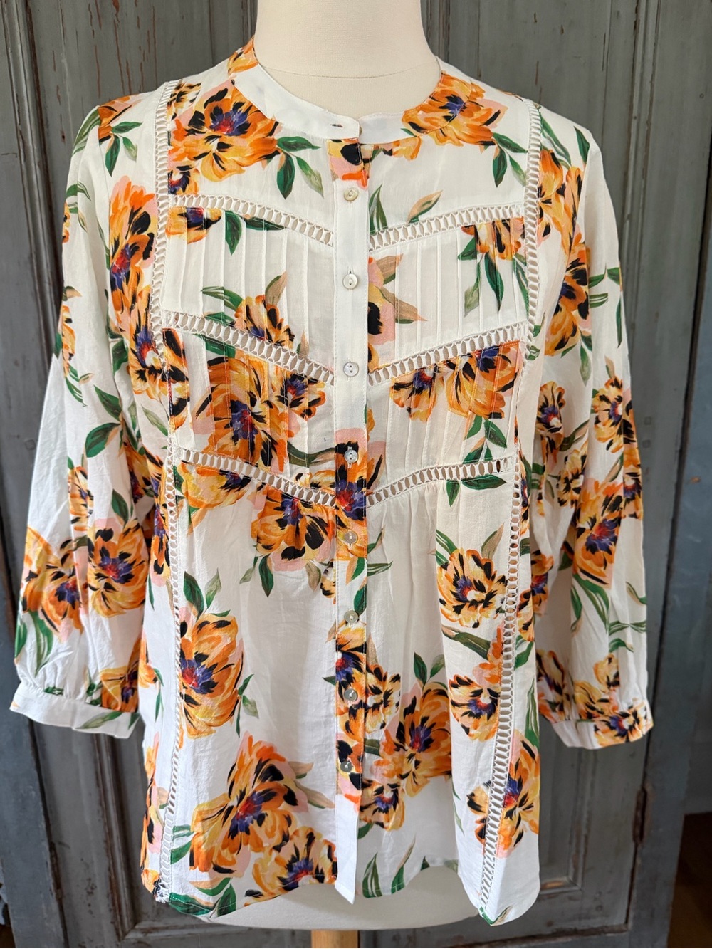 NWT MAYE Button-Front Blouse medium